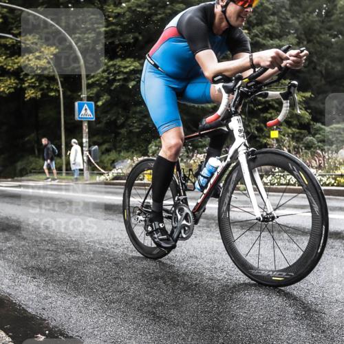 13.09.2026 - Stadtparktriathlon H.Heesch http://msf.ph/oto/10327716 13.09.2026 13:05:26 Radfahren 1202, 1231, 1256, 1258, 1402 meine-sportfotos.de