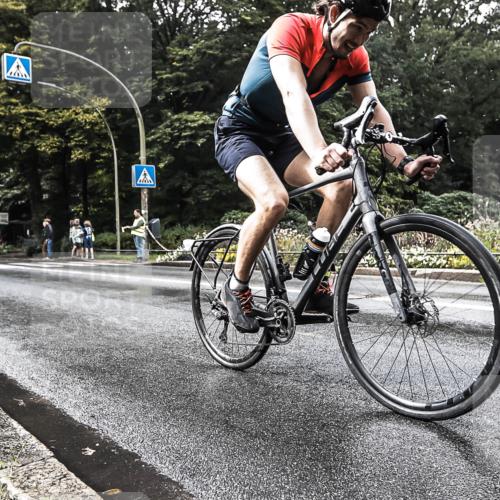 13.09.2026 - Stadtparktriathlon H.Heesch http://msf.ph/oto/10327764 13.09.2026 11:55:12 Radfahren 788, 905 meine-sportfotos.de