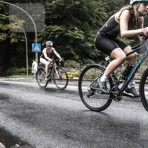 13.09.2026 - Stadtparktriathlon H.Heesch http://msf.ph/oto/10327787 13.09.2026 13:06:18 Radfahren 1083, 1129, 1210, 1339, 1343, 1369, 1385, 1401 meine-sportfotos.de