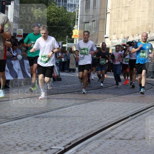 13.09.2026 - 21. swb-Marathon Bremen Strokosch-Dieckow http://msf.ph/oto/10327813 13.09.2026 13:13:01 Ziel 2350, 2362, 3054, 3988, 4605, 4879, 5416, 6796, 8029, 9775, 9803, 13106, 280, 313, 621, 868, 987, 1207, 2498, 2962, 3566, 3625, 4582, 5345, 5769, 7874, 8197, 8291, 8419, 8464, 9092 meine-sportfotos.de