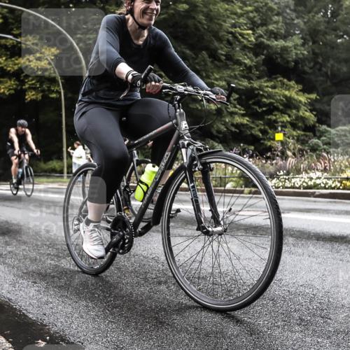 13.09.2026 - Stadtparktriathlon H.Heesch http://msf.ph/oto/10327833 13.09.2026 13:06:52 Radfahren 1270, 1277, 1281, 1327, 1391, 1406 meine-sportfotos.de