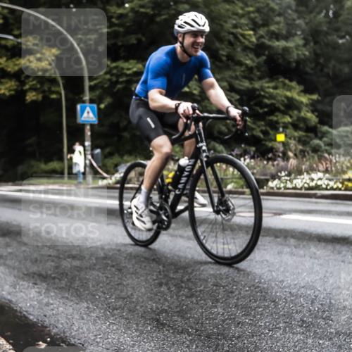 13.09.2026 - Stadtparktriathlon H.Heesch http://msf.ph/oto/10327869 13.09.2026 13:06:56 Radfahren 1270, 1277, 1281, 1353, 1406 meine-sportfotos.de