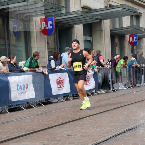 13.09.2026 - 21. swb-Marathon Bremen Strokosch-Dieckow http://msf.ph/oto/10327874 13.09.2026 11:01:40 Ziel 10257, 10409, 10444, 10473, 10500, 10617, 10803, 10817, 10924, 11115, 11268, 11369, 11412, 11413, 11436, 11479, 11486, 11811, 11859, 12016, 12095, 12145, 12360, 12379, 12412, 12437, 12466, 12506, 10181, 10251, 10332, 10497, 10560, 10647, 10648, 10678, 11075, 11150, 11305, 11324, 11459, 11467, 11486, 11550, 11551, 11666, 11668, 11747, 11788, 11796, 11798, 11969, 11970, 11985, 11986, 12047, 12062 meine-sportfotos.de