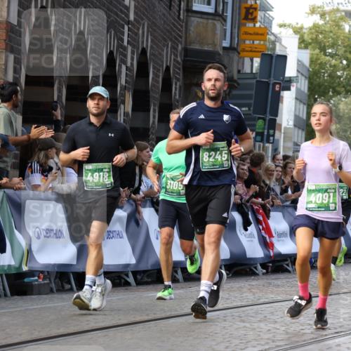 13.09.2026 - 21. swb-Marathon Bremen Strokosch-Dieckow http://msf.ph/oto/10327875 13.09.2026 13:25:01 Ziel 282, 789, 790, 1516, 1582, 2280, 3015, 3375, 3524, 3994, 4198, 4262, 4277, 5328, 5572, 5664, 6626, 6807, 8636, 8881, 9264, 9541, 10069, 10071, 10097, 10103, 1080, 1119, 1166, 1436, 1448, 2322, 3105, 3187, 4091, 4459, 4918, 7306, 7326, 8245, 9036, 9073, 9360, 9493, 13088 meine-sportfotos.de