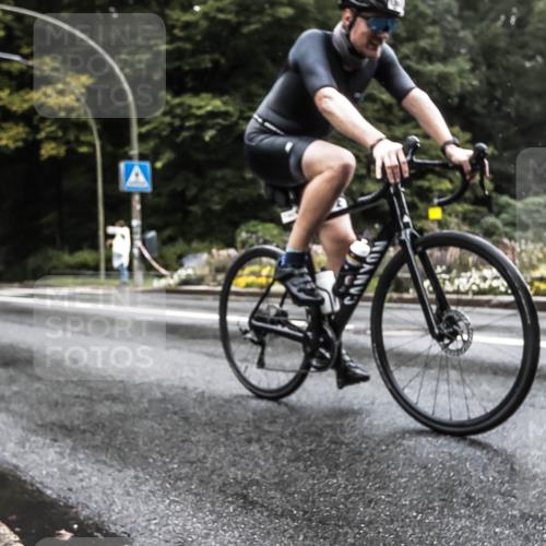 13.09.2026 - Stadtparktriathlon H.Heesch http://msf.ph/oto/10327876 13.09.2026 13:07:07 Radfahren 1146, 1360, 1381 meine-sportfotos.de