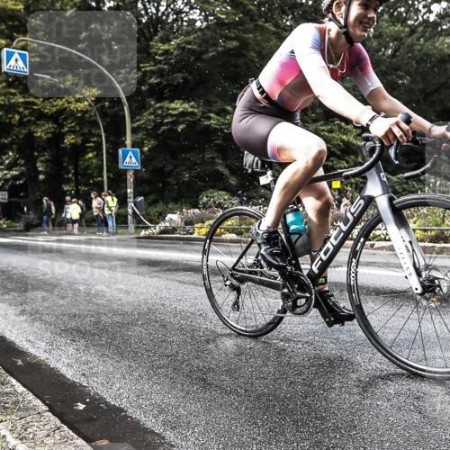 13.09.2026 - Stadtparktriathlon H.Heesch http://msf.ph/oto/10327877 13.09.2026 11:55:57 Radfahren 739, 865 meine-sportfotos.de