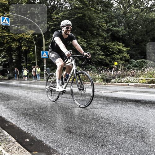 13.09.2026 - Stadtparktriathlon H.Heesch http://msf.ph/oto/10327881 13.09.2026 11:55:58 Radfahren 739, 865 meine-sportfotos.de