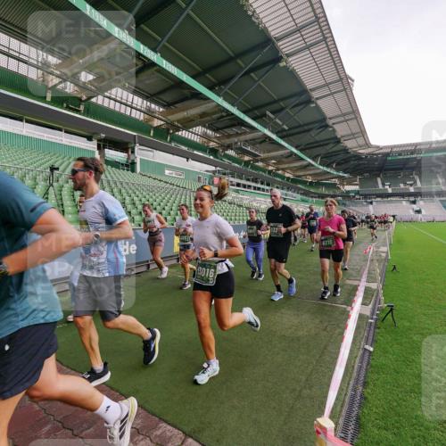 13.09.2026 - 21. swb-Marathon Bremen Michael Burmester http://msf.ph/oto/10327885 13.09.2026 13:33:19 Laufen im Stadion 155, 344, 350, 386, 428, 490, 594, 617, 690, 765, 786, 787, 1001, 1048, 1051, 1098, 1133, 1292, 1377, 1427, 1444, 1557, 1591, 1592, 1661, 1760, 1801, 1827, 1897, 1923, 1996, 2077, 2132, 2226, 2230, 2231, 2253, 2270, 2274, 2320, 2374, 2399, 2400, 2456, 2479, 2511, 2514, 2515, 2523, 2539, 2543, 2556, 2616, 2630, 2641, 2649, 2718, 2735, 2757, 2769, 2787, 2848, 2982, 3014, 3345, 3350, 3443, 3503, 3572, 3577, 3601, 3614, 3746, 3797, 3875, 3901, 3911, 3952, 4001 meine-sportfotos.de