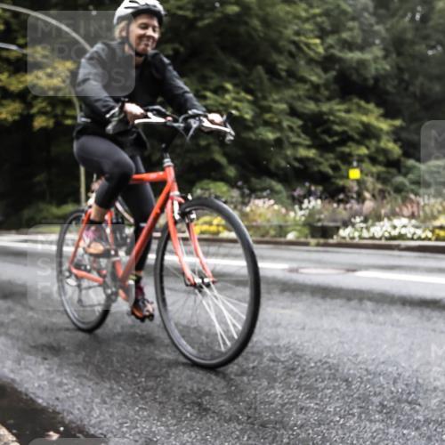 13.09.2026 - Stadtparktriathlon H.Heesch http://msf.ph/oto/10327904 13.09.2026 13:07:18 Radfahren 1115 meine-sportfotos.de