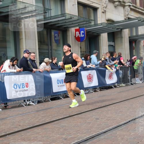 13.09.2026 - 21. swb-Marathon Bremen Strokosch-Dieckow http://msf.ph/oto/10327909 13.09.2026 11:01:41 Ziel 10257, 10409, 10444, 10473, 10500, 10617, 10636, 10803, 10817, 10924, 11115, 11268, 11369, 11412, 11413, 11436, 11479, 11811, 11859, 12016, 12095, 12145, 12360, 12379, 12412, 12437, 12466, 12506, 10181, 10251, 10332, 10497, 10560, 10647, 10648, 10678, 11075, 11150, 11305, 11324, 11459, 11467, 11479, 11486, 11550, 11551, 11666, 11668, 11747, 11788, 11796, 11798, 11969, 11970, 11985, 11986, 12047, 12062 meine-sportfotos.de