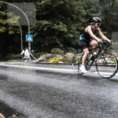 13.09.2026 - Stadtparktriathlon H.Heesch http://msf.ph/oto/10327914 13.09.2026 13:07:23 Radfahren 1203, 1219, 1267, 1302, 1383 meine-sportfotos.de