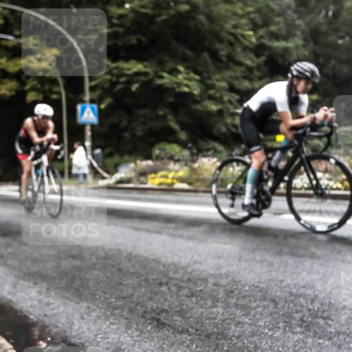 13.09.2026 - Stadtparktriathlon H.Heesch http://msf.ph/oto/10327919 13.09.2026 13:07:26 Radfahren 1219, 1247, 1252, 1267, 1302 meine-sportfotos.de