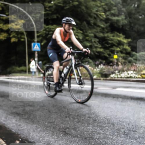 13.09.2026 - Stadtparktriathlon H.Heesch http://msf.ph/oto/10327967 13.09.2026 13:07:50 Radfahren 1221, 1249, 1292, 1428 meine-sportfotos.de