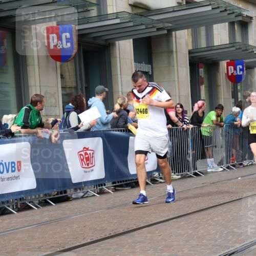 13.09.2026 - 21. swb-Marathon Bremen Strokosch-Dieckow http://msf.ph/oto/10327973 13.09.2026 11:01:43 Ziel 10257, 10409, 10444, 10473, 10500, 10617, 10636, 10803, 10817, 10924, 11115, 11268, 11369, 11412, 11413, 11436, 11576, 11811, 11859, 12016, 12094, 12095, 12134, 12135, 12145, 12360, 12379, 12412, 12437, 12466, 12506, 10181, 10251, 10332, 10497, 10560, 10647, 10648, 10678, 11075, 11150, 11305, 11324, 11459, 11467, 11479, 11486, 11550, 11551, 11666, 11668, 11747, 11788, 11796, 11798, 11969, 11970, 11985, 11986, 12047, 12062 meine-sportfotos.de