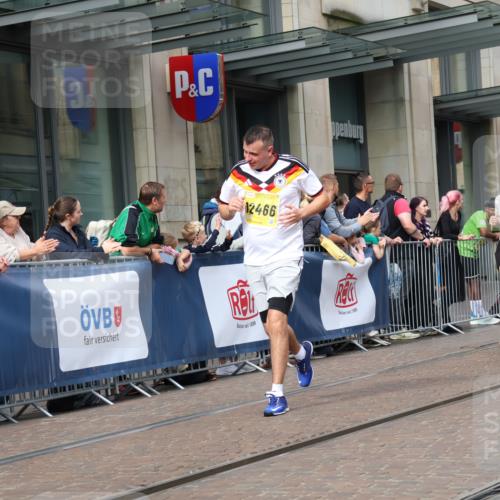 13.09.2026 - 21. swb-Marathon Bremen Strokosch-Dieckow http://msf.ph/oto/10327989 13.09.2026 11:01:44 Ziel 10257, 10409, 10439, 10444, 10473, 10500, 10617, 10636, 10803, 10817, 10924, 11115, 11249, 11268, 11369, 11412, 11413, 11436, 11576, 11811, 11859, 12016, 12042, 12094, 12095, 12134, 12135, 12145, 12360, 12379, 12412, 12437, 12466, 12506, 10181, 10251, 10332, 10497, 10560, 10647, 10648, 11075, 11150, 11305, 11324, 11412, 11413, 11459, 11467, 11479, 11486, 11550, 11551, 11666, 11668, 11747, 11788, 11798, 11969, 11970, 11985, 11986, 12047, 12062, 12379 meine-sportfotos.de