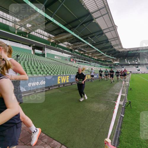 13.09.2026 - 21. swb-Marathon Bremen Michael Burmester http://msf.ph/oto/10328001 13.09.2026 13:33:27 Laufen im Stadion 155, 344, 350, 386, 428, 490, 594, 690, 709, 765, 786, 787, 916, 1001, 1048, 1051, 1098, 1133, 1292, 1377, 1427, 1444, 1557, 1591, 1592, 1661, 1703, 1760, 1827, 1897, 1923, 1996, 2077, 2132, 2226, 2230, 2231, 2253, 2270, 2274, 2320, 2374, 2399, 2400, 2456, 2479, 2511, 2514, 2515, 2523, 2539, 2543, 2556, 2616, 2630, 2641, 2649, 2718, 2735, 2757, 2769, 2787, 2848, 2982, 3014, 3345, 3350, 3443, 3503, 3577, 3601, 3614, 3746, 3797, 3875, 3901, 3911, 3952, 4001 meine-sportfotos.de