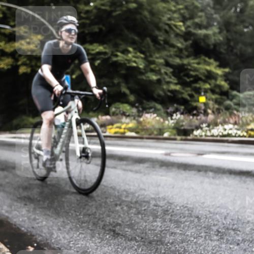 13.09.2026 - Stadtparktriathlon H.Heesch http://msf.ph/oto/10328013 13.09.2026 13:08:23 Radfahren 1330, 1412 meine-sportfotos.de