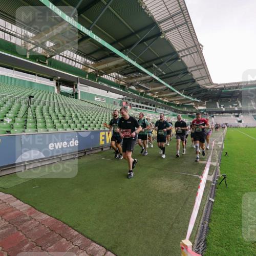 13.09.2026 - 21. swb-Marathon Bremen Michael Burmester http://msf.ph/oto/10328017 13.09.2026 13:33:30 Laufen im Stadion 155, 344, 350, 428, 490, 594, 679, 690, 709, 765, 786, 787, 916, 1001, 1048, 1051, 1098, 1133, 1292, 1377, 1427, 1444, 1557, 1591, 1592, 1661, 1703, 1760, 1827, 1897, 1923, 1996, 2077, 2132, 2226, 2230, 2231, 2270, 2274, 2320, 2374, 2399, 2400, 2451, 2456, 2479, 2511, 2514, 2515, 2523, 2539, 2543, 2556, 2616, 2630, 2641, 2649, 2718, 2735, 2757, 2769, 2787, 2848, 2982, 3014, 3345, 3350, 3443, 3503, 3577, 3601, 3614, 3746, 3797, 3875, 3901, 3911, 3952, 4001 meine-sportfotos.de