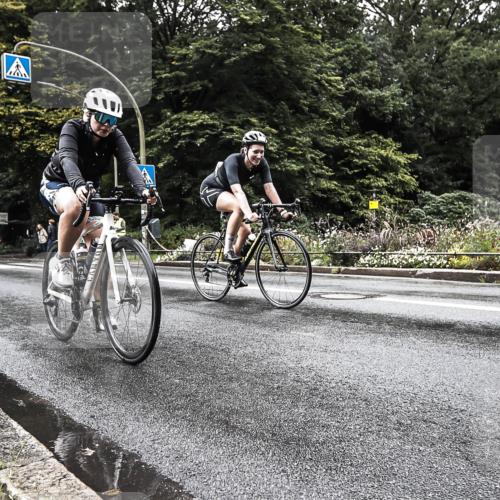 13.09.2026 - Stadtparktriathlon H.Heesch http://msf.ph/oto/10328026 13.09.2026 11:57:23 Radfahren 744, 781, 807, 899, 958 meine-sportfotos.de