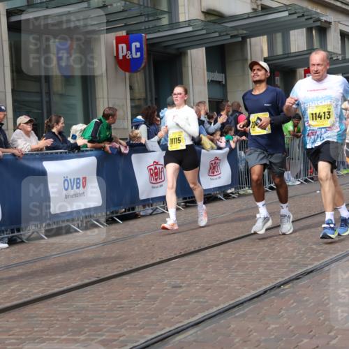 13.09.2026 - 21. swb-Marathon Bremen Strokosch-Dieckow http://msf.ph/oto/10328035 13.09.2026 11:01:45 Ziel 10173, 10257, 10409, 10439, 10444, 10473, 10500, 10617, 10636, 10803, 10817, 10924, 11115, 11249, 11268, 11369, 11436, 11576, 11811, 11859, 12016, 12042, 12094, 12095, 12134, 12135, 12145, 12360, 12412, 12437, 12466, 12506, 10181, 10251, 10332, 10497, 10560, 10647, 10648, 11075, 11150, 11305, 11324, 11412, 11413, 11459, 11467, 11479, 11486, 11550, 11551, 11666, 11668, 11747, 11788, 11798, 11969, 11970, 11985, 11986, 12047, 12379 meine-sportfotos.de