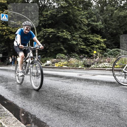 13.09.2026 - Stadtparktriathlon H.Heesch http://msf.ph/oto/10328044 13.09.2026 11:57:29 Radfahren 787, 833, 836, 884, 924, 1036 meine-sportfotos.de