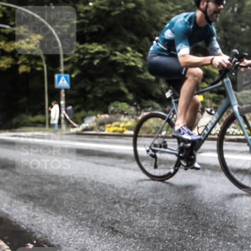 13.09.2026 - Stadtparktriathlon H.Heesch http://msf.ph/oto/10328056 13.09.2026 13:08:50 Radfahren 1162, 1298, 1370 meine-sportfotos.de