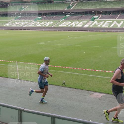13.09.2026 - 21. swb-Marathon Bremen Michael Burmester http://msf.ph/oto/10328063 13.09.2026 12:58:11 Laufen im Stadion 141, 148, 334, 511, 672, 769, 776, 789, 790, 857, 909, 1010, 1119, 1191, 1199, 1254, 1281, 1535, 1601, 1642, 1647, 1752, 1809, 1881, 1900, 1931, 1933, 2046, 2051, 2075, 2324, 2343, 2367, 2371, 2397, 2402, 2423, 2425, 2493, 2577, 2634, 2640, 2671, 2771, 2807, 2903, 2904, 3021, 3051, 3078, 3120, 3138, 3148, 3182, 3186, 3319, 3338, 3435, 3450, 3458, 3514, 3534, 3560, 3634, 3655, 3685, 3690, 3695, 3760, 3813, 3866, 3933, 3939, 4101, 4120, 4174, 4316, 205 meine-sportfotos.de
