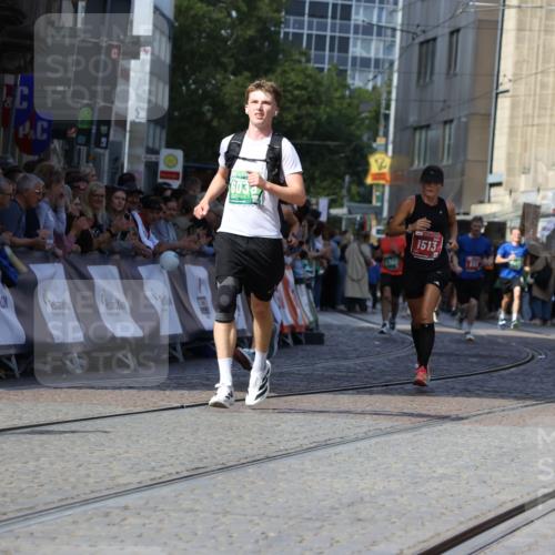 13.09.2026 - 21. swb-Marathon Bremen Strokosch-Dieckow http://msf.ph/oto/10328066 13.09.2026 13:13:12 Ziel 1513, 2350, 2442, 2559, 2801, 2858, 3988, 4605, 5379, 5965, 6349, 8029, 8798, 9217, 13106, 13140, 280, 2130, 2360, 2962, 3566, 6038, 6394, 6407, 8197, 8464, 8568, 8963 meine-sportfotos.de