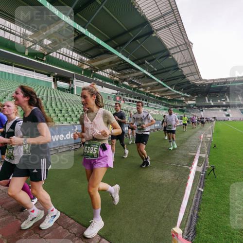 13.09.2026 - 21. swb-Marathon Bremen Michael Burmester http://msf.ph/oto/10328070 13.09.2026 13:33:34 Laufen im Stadion 155, 344, 350, 428, 490, 594, 679, 690, 709, 765, 786, 787, 916, 1001, 1026, 1048, 1051, 1098, 1133, 1292, 1377, 1444, 1557, 1591, 1592, 1661, 1703, 1760, 1827, 1923, 1996, 2077, 2132, 2226, 2230, 2231, 2270, 2274, 2320, 2374, 2399, 2400, 2451, 2456, 2479, 2511, 2514, 2515, 2523, 2539, 2543, 2556, 2616, 2630, 2641, 2649, 2718, 2735, 2757, 2769, 2787, 2848, 2982, 3014, 3345, 3350, 3443, 3503, 3577, 3601, 3614, 3720, 3746, 3797, 3875, 3901, 3911, 3952, 4001 meine-sportfotos.de