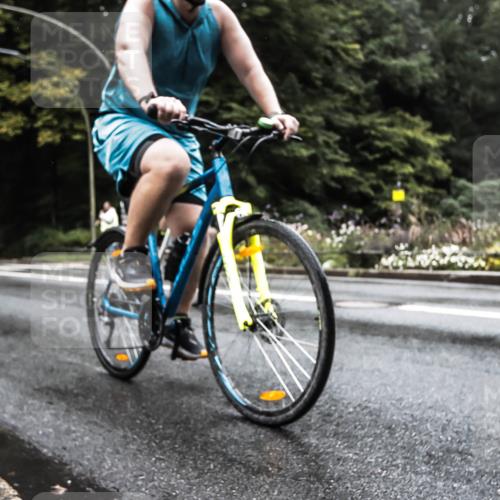 13.09.2026 - Stadtparktriathlon H.Heesch http://msf.ph/oto/10328082 13.09.2026 13:09:13 Radfahren 1290, 1350 meine-sportfotos.de