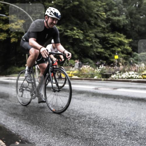 13.09.2026 - Stadtparktriathlon H.Heesch http://msf.ph/oto/10328107 13.09.2026 13:09:33 Radfahren 1189, 1243, 1299, 1357, 1366 meine-sportfotos.de