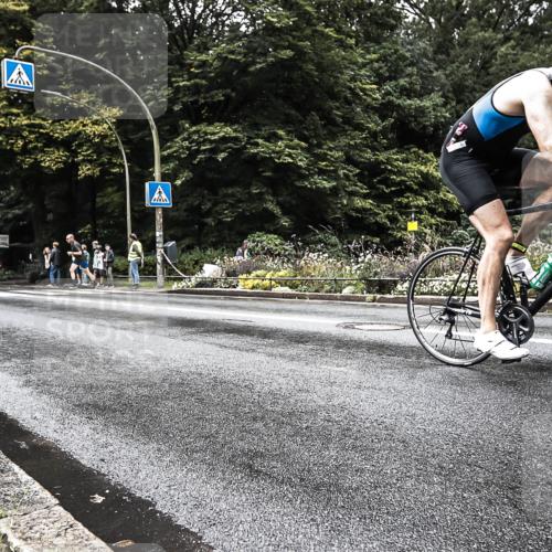 13.09.2026 - Stadtparktriathlon H.Heesch http://msf.ph/oto/10328148 13.09.2026 11:57:54 Radfahren 1009 meine-sportfotos.de