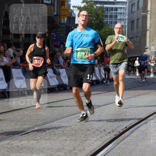 13.09.2026 - 21. swb-Marathon Bremen Strokosch-Dieckow http://msf.ph/oto/10328153 13.09.2026 13:13:16 Ziel 313, 868, 1513, 2350, 2442, 2559, 2801, 2858, 4605, 5379, 5965, 6349, 8029, 8291, 8419, 8798, 9217, 13140, 779, 2130, 2360, 2882, 6038, 6394, 6407, 8477, 8568, 8963 meine-sportfotos.de