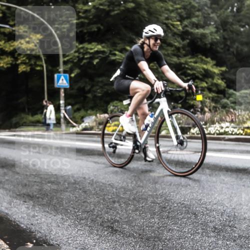 13.09.2026 - Stadtparktriathlon H.Heesch http://msf.ph/oto/10328156 13.09.2026 13:09:57 Radfahren 1232, 1314, 1325, 1349, 1382 meine-sportfotos.de