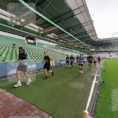 13.09.2026 - 21. swb-Marathon Bremen Michael Burmester http://msf.ph/oto/10328201 13.09.2026 13:33:50 Laufen im Stadion 155, 350, 428, 490, 594, 679, 709, 765, 786, 787, 916, 1001, 1026, 1048, 1051, 1098, 1292, 1377, 1444, 1553, 1557, 1560, 1591, 1592, 1607, 1661, 1703, 1760, 1772, 1827, 1996, 2077, 2132, 2226, 2230, 2231, 2320, 2338, 2374, 2399, 2400, 2451, 2456, 2479, 2511, 2514, 2515, 2539, 2543, 2616, 2630, 2641, 2649, 2718, 2735, 2757, 2769, 2787, 2791, 2848, 2982, 3014, 3345, 3443, 3503, 3547, 3577, 3601, 3614, 3660, 3708, 3709, 3720, 3797, 3875, 3901, 3911, 3952, 4001, 4014, 5151 meine-sportfotos.de