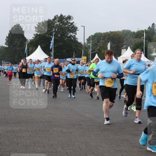 13.09.2026 - Kiel Lauf Andreas Tolksdorf http://msf.ph/oto/10328228 13.09.2026 09:29:19 Kiellinie 36, 11445, 3205, 2811, 2816, 11652, 11954, 8128 meine-sportfotos.de