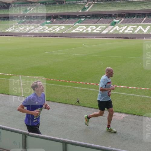 13.09.2026 - 21. swb-Marathon Bremen Michael Burmester http://msf.ph/oto/10328233 13.09.2026 12:58:21 Laufen im Stadion 141, 148, 191, 226, 334, 511, 672, 776, 789, 790, 909, 972, 1010, 1119, 1191, 1199, 1254, 1281, 1535, 1642, 1647, 1752, 1809, 1881, 1900, 1931, 1933, 2046, 2051, 2075, 2210, 2324, 2343, 2367, 2371, 2397, 2402, 2423, 2425, 2493, 2577, 2640, 2771, 2807, 2827, 2885, 2903, 2904, 2979, 3021, 3051, 3078, 3098, 3120, 3138, 3148, 3182, 3186, 3233, 3319, 3338, 3435, 3450, 3514, 3534, 3560, 3634, 3655, 3685, 3690, 3695, 3760, 3866, 3933, 3934, 3939, 4101, 4120, 4174, 4316, 205 meine-sportfotos.de