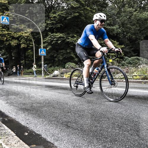 13.09.2026 - Stadtparktriathlon H.Heesch http://msf.ph/oto/10328235 13.09.2026 11:58:22 Radfahren 738, 853, 922, 1049 meine-sportfotos.de