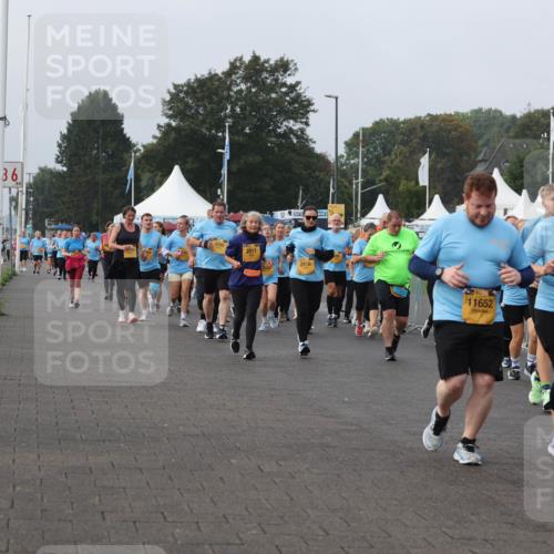 13.09.2026 - Kiel Lauf Andreas Tolksdorf http://msf.ph/oto/10328243 13.09.2026 09:29:19 Kiellinie 36, 3205, 2811, 2816, 11652 meine-sportfotos.de