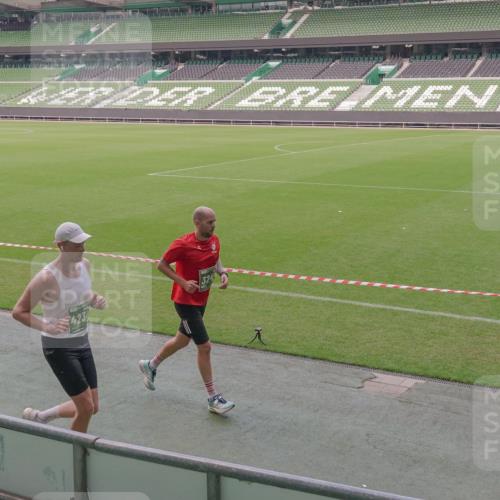 13.09.2026 - 21. swb-Marathon Bremen Michael Burmester http://msf.ph/oto/10328244 13.09.2026 12:58:23 Laufen im Stadion 141, 148, 191, 226, 334, 511, 672, 776, 789, 790, 909, 972, 1010, 1119, 1191, 1199, 1254, 1281, 1535, 1642, 1647, 1752, 1809, 1881, 1900, 1931, 1933, 2046, 2051, 2075, 2210, 2324, 2343, 2367, 2371, 2397, 2402, 2423, 2425, 2493, 2577, 2640, 2771, 2807, 2827, 2885, 2903, 2904, 2979, 3021, 3051, 3078, 3098, 3120, 3138, 3148, 3182, 3186, 3233, 3319, 3338, 3435, 3450, 3514, 3516, 3534, 3560, 3634, 3655, 3685, 3690, 3695, 3760, 3866, 3933, 3934, 3939, 4101, 4120, 4174, 4316, 205 meine-sportfotos.de