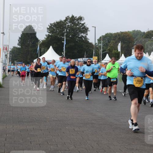 13.09.2026 - Kiel Lauf Andreas Tolksdorf http://msf.ph/oto/10328248 13.09.2026 09:29:19 Kiellinie 36, 11445, 3205, 2811, 2816, 11652, 4145 meine-sportfotos.de