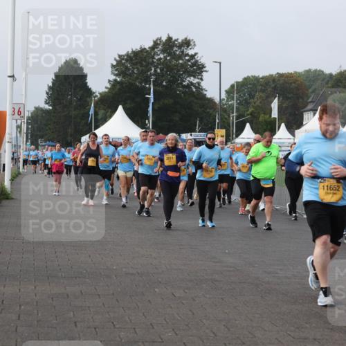 13.09.2026 - Kiel Lauf Andreas Tolksdorf http://msf.ph/oto/10328251 13.09.2026 09:29:20 Kiellinie 36, 61, 1144, 3205, 2811, 2816, 11652 meine-sportfotos.de