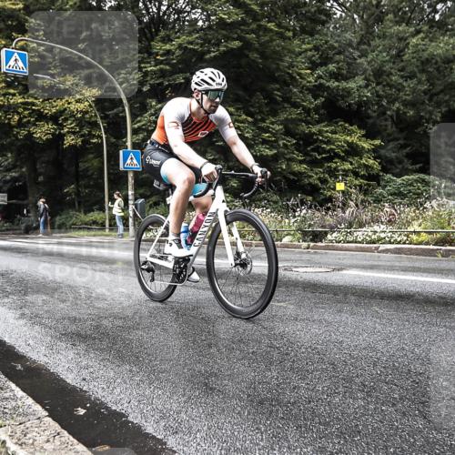 13.09.2026 - Stadtparktriathlon H.Heesch http://msf.ph/oto/10328286 13.09.2026 11:58:41 Radfahren 888, 894 meine-sportfotos.de
