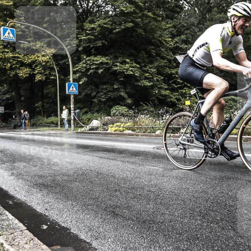 13.09.2026 - Stadtparktriathlon H.Heesch http://msf.ph/oto/10328294 13.09.2026 11:58:44 Radfahren 864, 894 meine-sportfotos.de