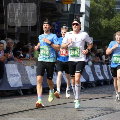 13.09.2026 - 21. swb-Marathon Bremen Strokosch-Dieckow http://msf.ph/oto/10328307 13.09.2026 13:13:24 Ziel 313, 621, 868, 987, 1207, 2442, 2498, 2559, 2801, 2858, 3625, 4582, 5345, 5379, 5769, 5965, 6349, 7874, 8291, 8419, 8464, 8798, 9092, 9217, 13140, 779, 2360, 2401, 2767, 2882, 6407, 7493, 8477, 8568, 8840, 8963, 9442 meine-sportfotos.de