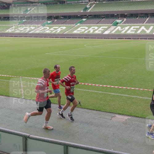 13.09.2026 - 21. swb-Marathon Bremen Michael Burmester http://msf.ph/oto/10328316 13.09.2026 12:58:28 Laufen im Stadion 141, 148, 191, 226, 334, 511, 672, 776, 789, 790, 909, 972, 1010, 1119, 1191, 1199, 1254, 1281, 1535, 1642, 1647, 1752, 1809, 1881, 1900, 1931, 1933, 2046, 2051, 2075, 2210, 2324, 2343, 2367, 2371, 2397, 2402, 2423, 2425, 2493, 2577, 2771, 2807, 2827, 2885, 2903, 2904, 2979, 3021, 3051, 3098, 3120, 3138, 3148, 3182, 3186, 3233, 3319, 3338, 3435, 3450, 3516, 3534, 3560, 3634, 3655, 3685, 3690, 3695, 3760, 3866, 3933, 3934, 3939, 4101, 4120, 4174, 4316, 205 meine-sportfotos.de