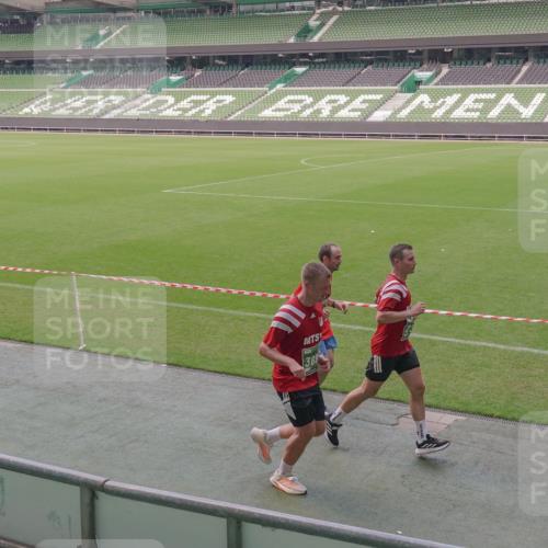13.09.2026 - 21. swb-Marathon Bremen Michael Burmester http://msf.ph/oto/10328335 13.09.2026 12:58:28 Laufen im Stadion 141, 148, 191, 226, 334, 511, 672, 776, 789, 790, 909, 972, 1010, 1119, 1191, 1199, 1254, 1281, 1535, 1642, 1647, 1752, 1809, 1881, 1900, 1931, 1933, 2046, 2051, 2075, 2210, 2324, 2343, 2367, 2371, 2397, 2402, 2423, 2425, 2493, 2577, 2771, 2807, 2827, 2885, 2903, 2904, 2979, 3021, 3051, 3098, 3120, 3138, 3148, 3182, 3186, 3233, 3319, 3338, 3435, 3450, 3516, 3534, 3560, 3634, 3655, 3685, 3690, 3695, 3760, 3866, 3933, 3934, 3939, 4101, 4120, 4174, 4316, 205 meine-sportfotos.de