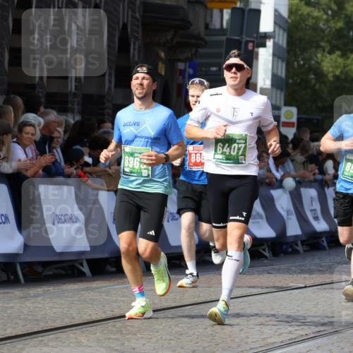 13.09.2026 - 21. swb-Marathon Bremen Strokosch-Dieckow http://msf.ph/oto/10328340 13.09.2026 13:13:24 Ziel 313, 621, 868, 987, 1207, 2442, 2498, 2559, 2801, 2858, 3625, 4582, 5345, 5379, 5769, 5965, 6349, 7874, 8291, 8419, 8464, 8798, 9092, 9217, 13140, 779, 2360, 2401, 2767, 2882, 6407, 7493, 8477, 8568, 8840, 8963, 9442 meine-sportfotos.de