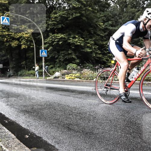 13.09.2026 - Stadtparktriathlon H.Heesch http://msf.ph/oto/10328345 13.09.2026 11:59:29 Radfahren 830, 1035 meine-sportfotos.de