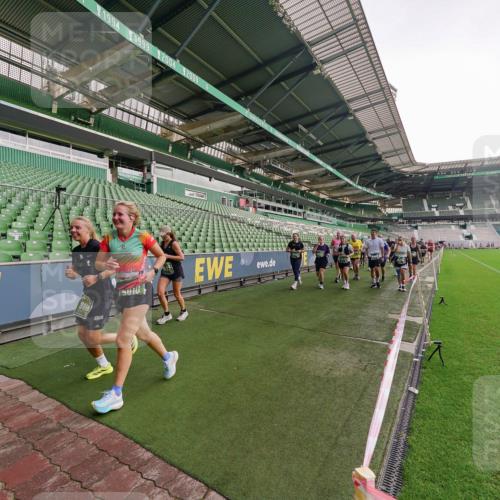 13.09.2026 - 21. swb-Marathon Bremen Michael Burmester http://msf.ph/oto/10328352 13.09.2026 13:34:06 Laufen im Stadion 155, 170, 193, 368, 428, 594, 679, 709, 765, 786, 787, 916, 1001, 1026, 1048, 1051, 1098, 1292, 1321, 1377, 1444, 1553, 1557, 1560, 1591, 1592, 1607, 1661, 1703, 1760, 1772, 1784, 1827, 1996, 2077, 2132, 2226, 2338, 2399, 2400, 2451, 2479, 2511, 2515, 2539, 2543, 2616, 2630, 2641, 2718, 2735, 2757, 2769, 2787, 2791, 2982, 3014, 3179, 3345, 3443, 3503, 3547, 3577, 3601, 3614, 3660, 3708, 3709, 3720, 3797, 3875, 3901, 3911, 3914, 3952, 4001, 4014, 5151 meine-sportfotos.de